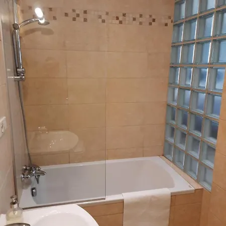 Good Night In - Aries Daire *