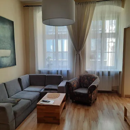 Good Night In - Aries Daire Wroclaw