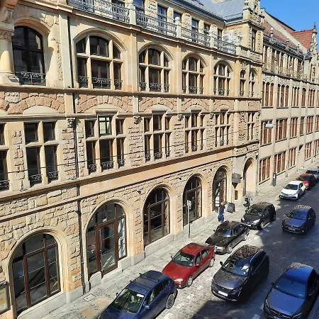 Good Night In - Aries * Wroclaw